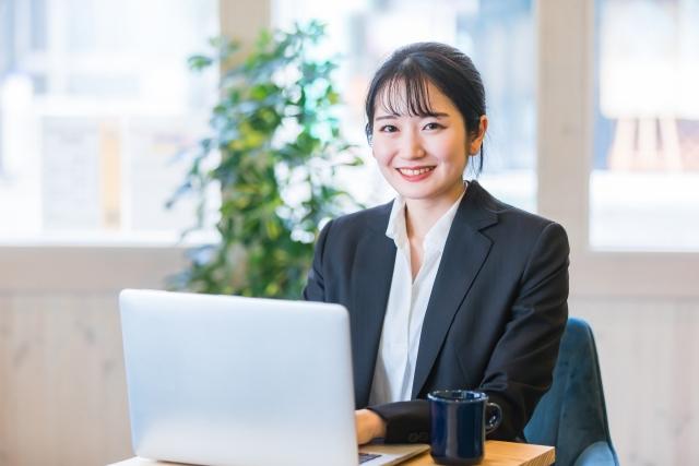 損害保険会社内社員代替業務