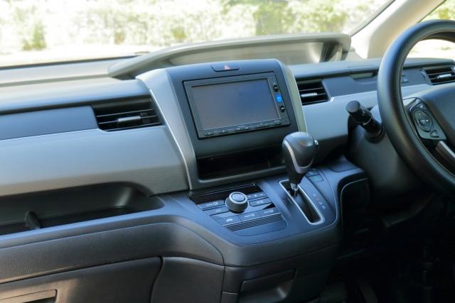 【車載システム】外部機器との接続システム開発
